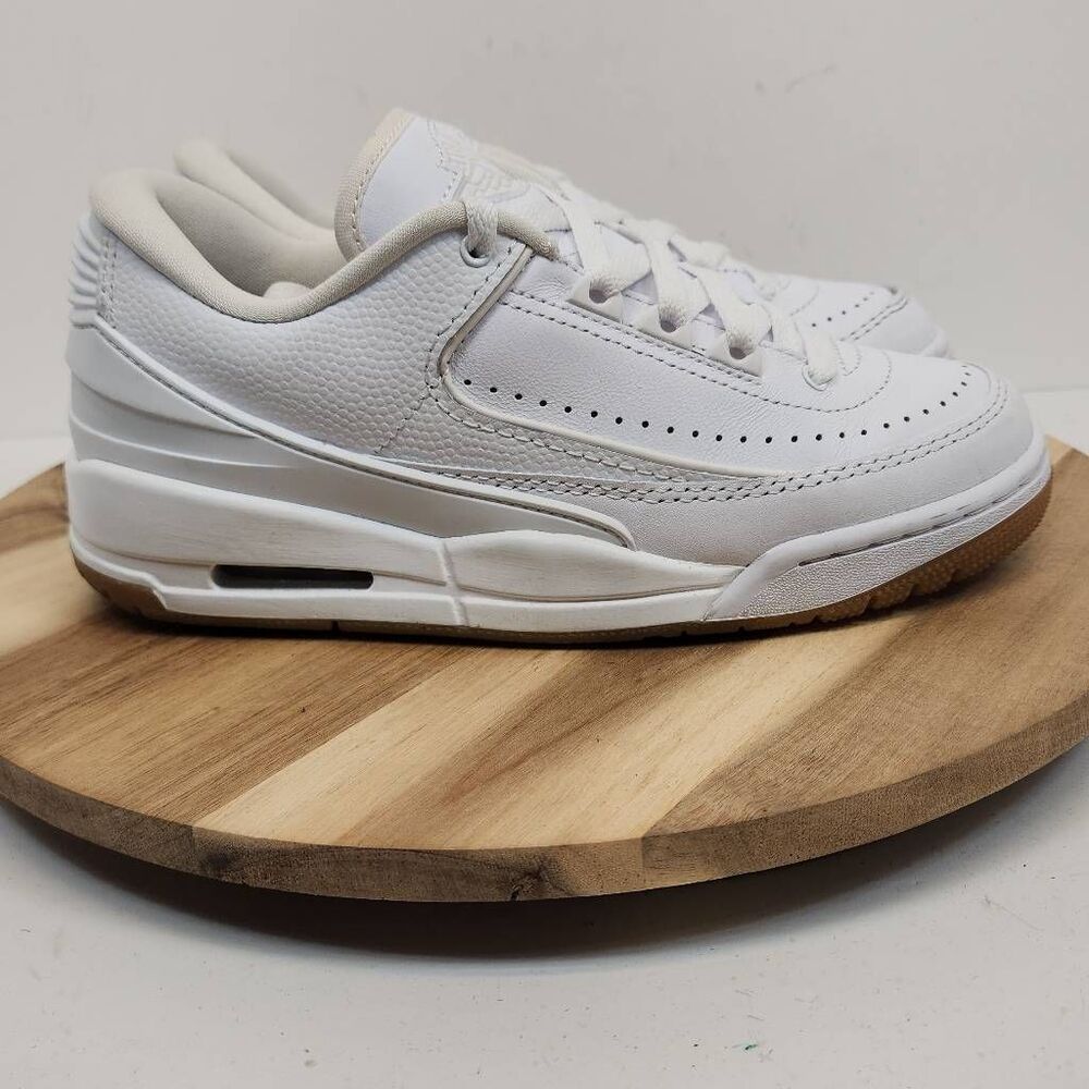 Women's Air Jordan 2/3 "White Gum" Size 6.5 FZ4122-102